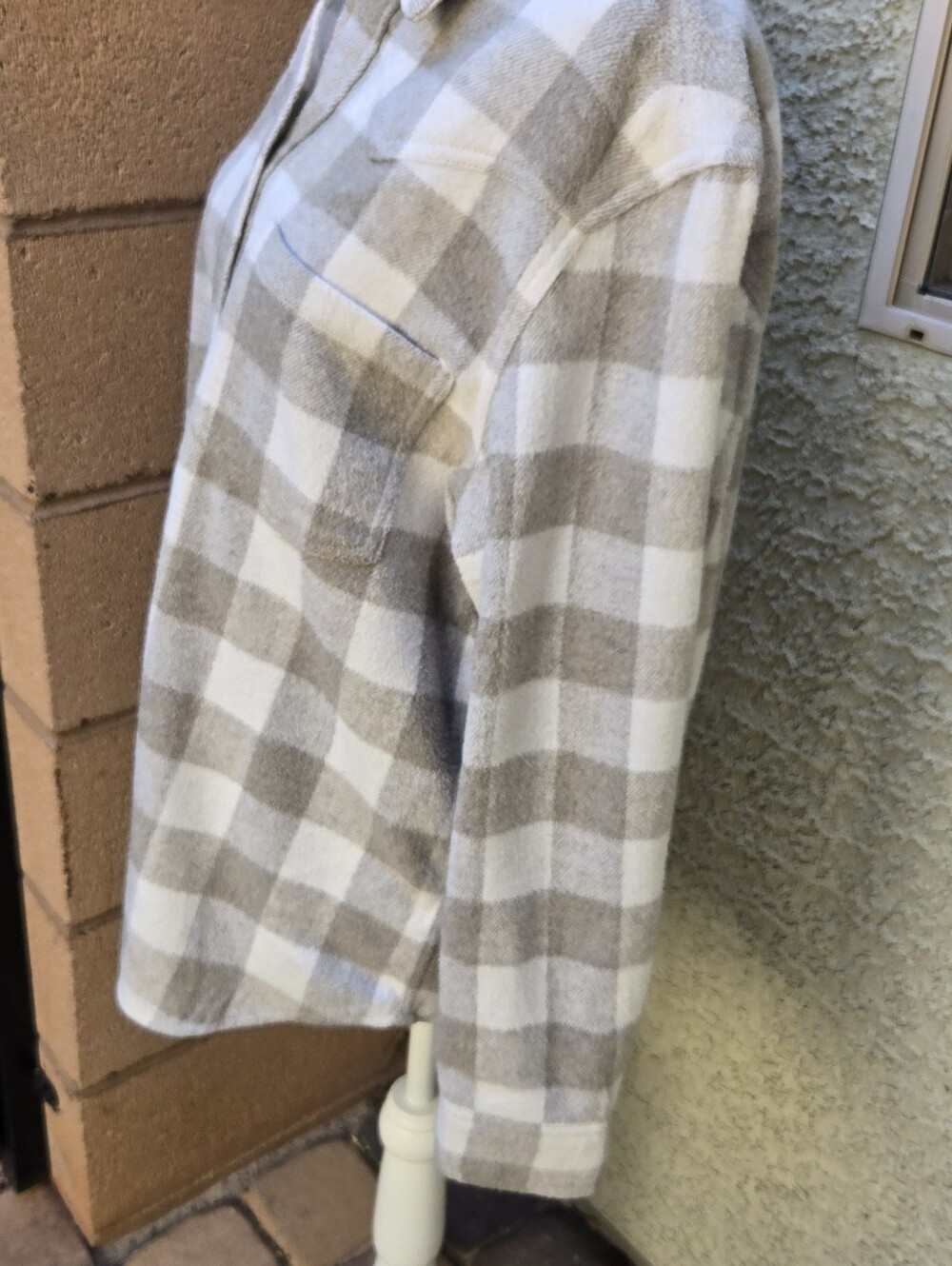 Rails Tripp Ivory Rain Plaid Button-Up Shacket - Beige & White - Picture 5 of 10